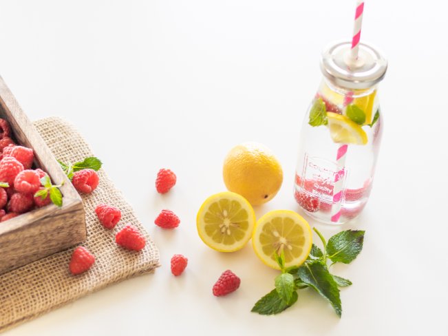 浪淘沙令·帘外雨潺潺 李煜